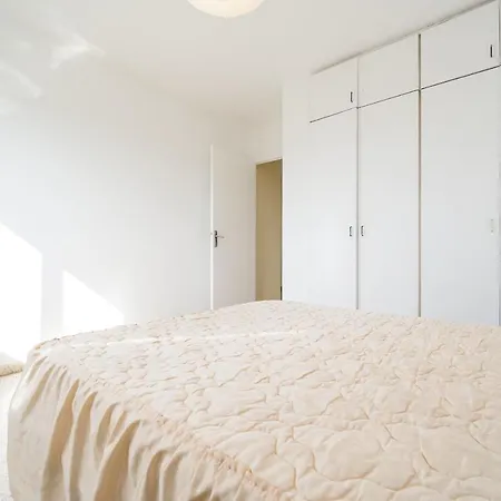 Esmeralda Apartment *